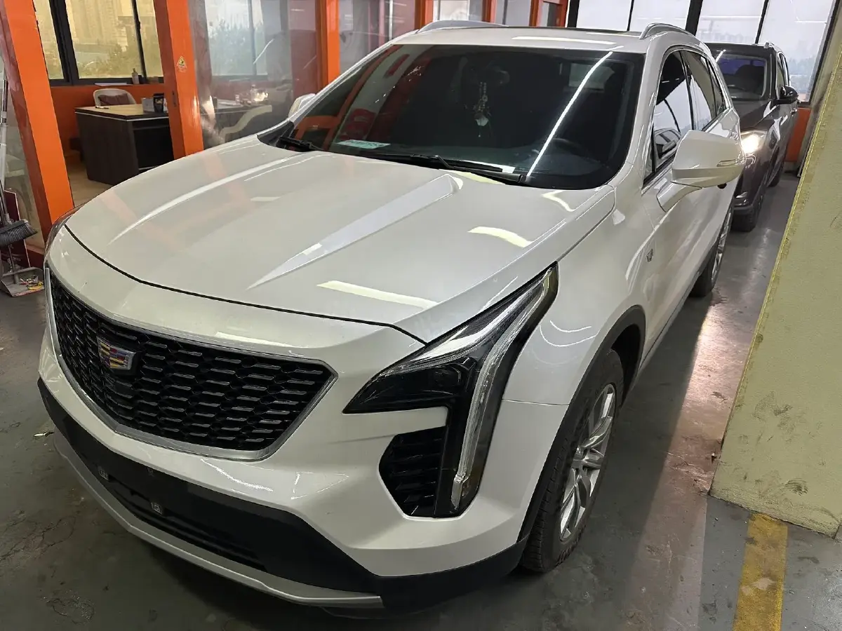2021 Cadillac XT4 2.0T 237HP L4 9AT