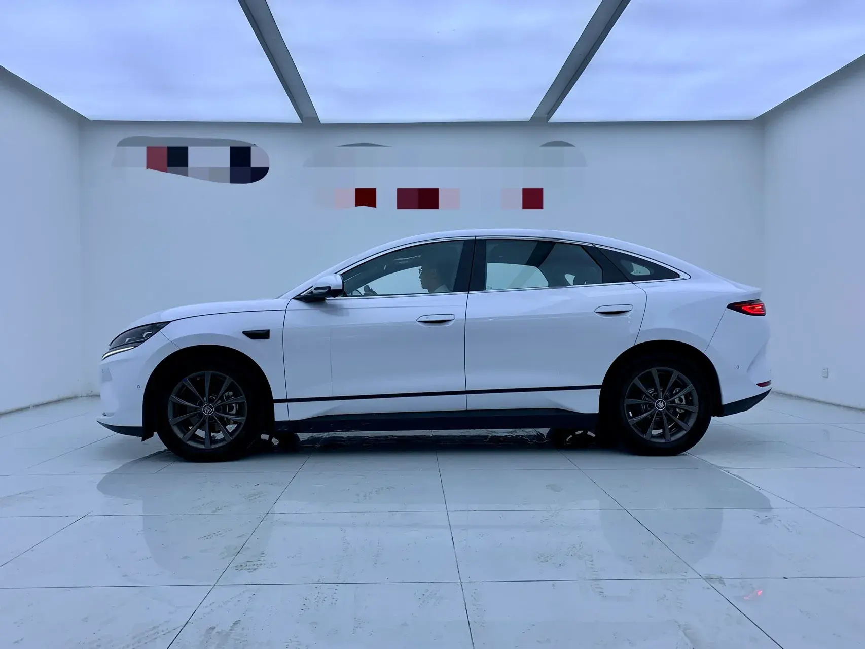 2025 BYD QINL thumbnail 3