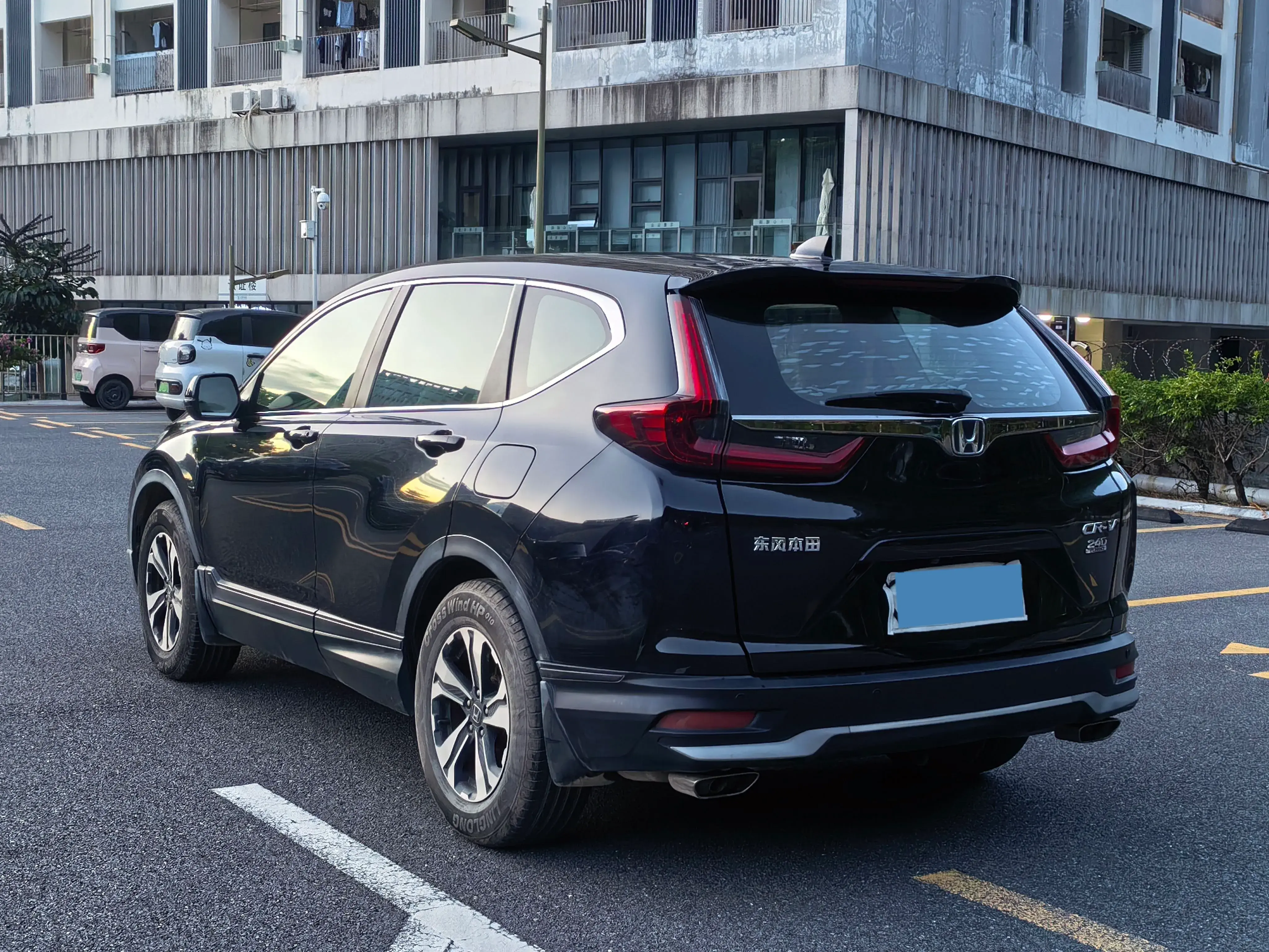 2021 HONDA CR-V thumbnail 4