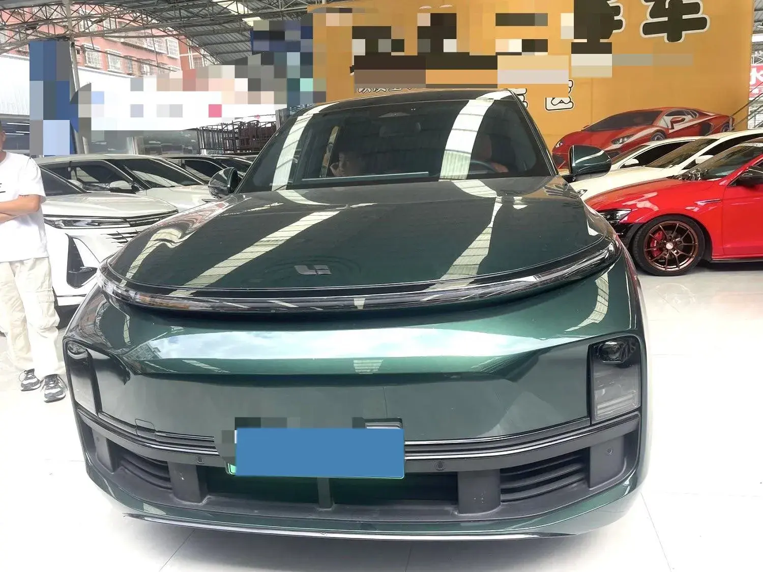 2024 LI L8 thumbnail 2