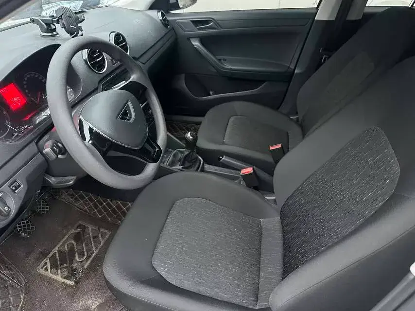 2021 JETTA VA3 thumbnail 4