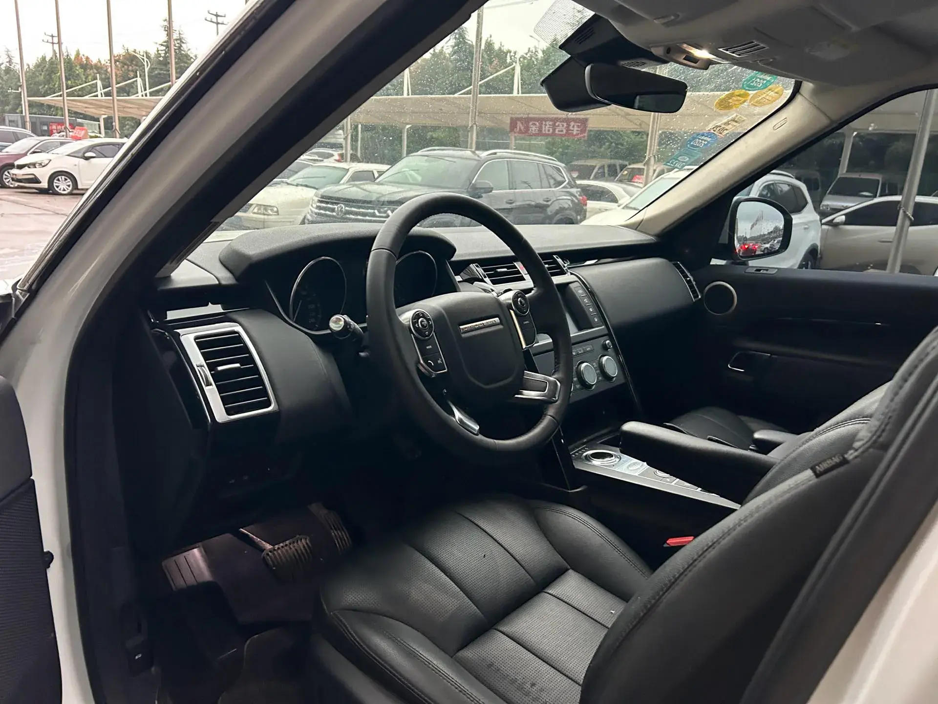 2017 LAND ROVER thumbnail 2