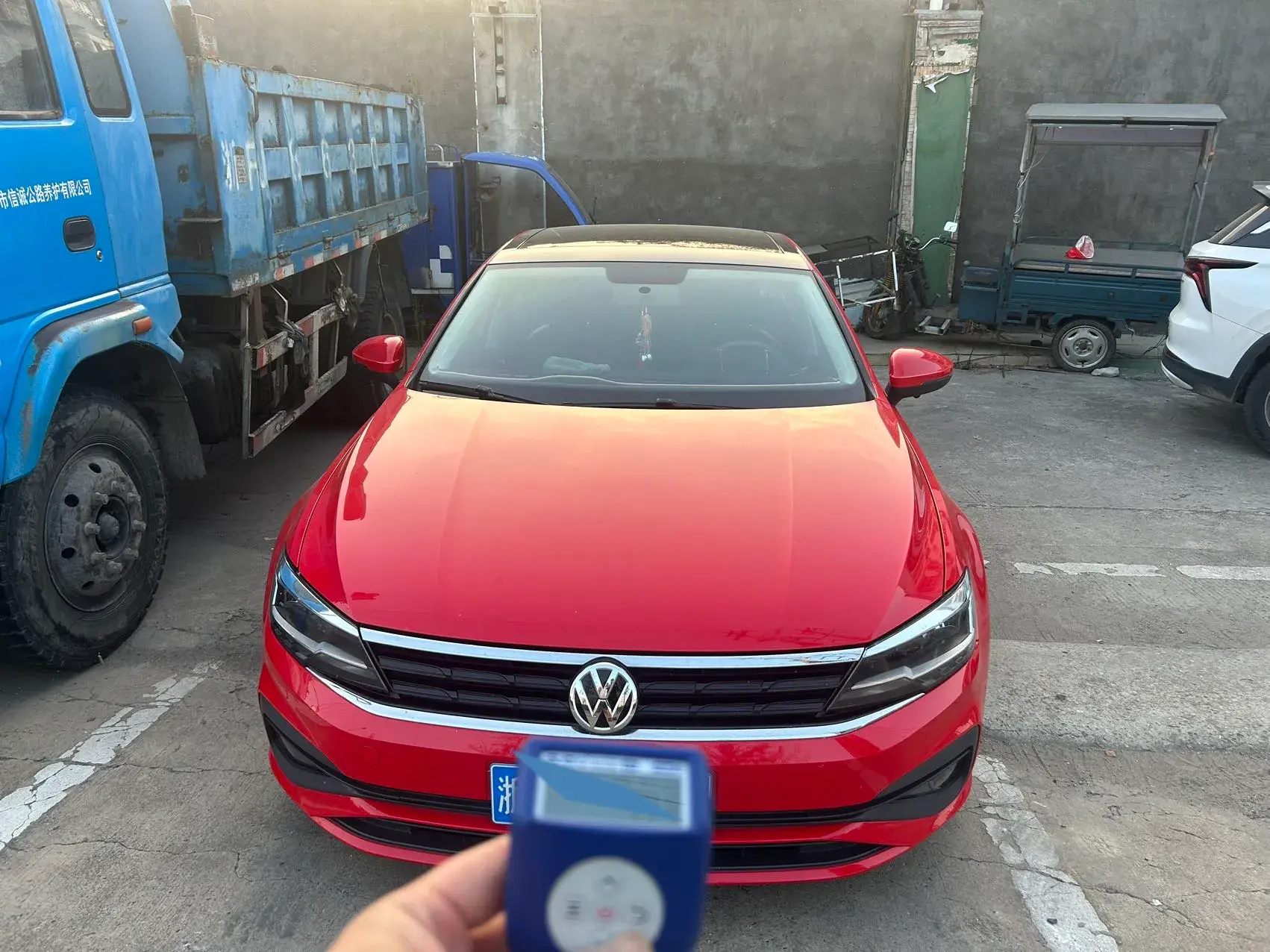 2019 VOLKSWAGEN LAMANDO thumbnail 2