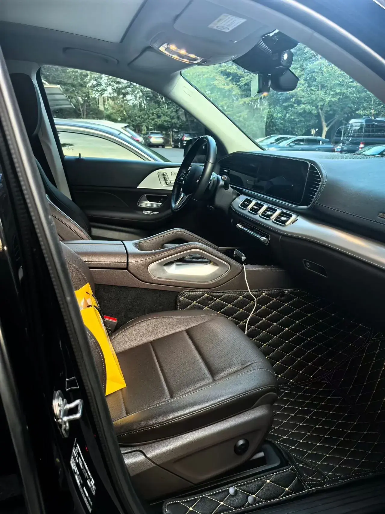 2022 MERCEDES-BENZ GLS thumbnail 4