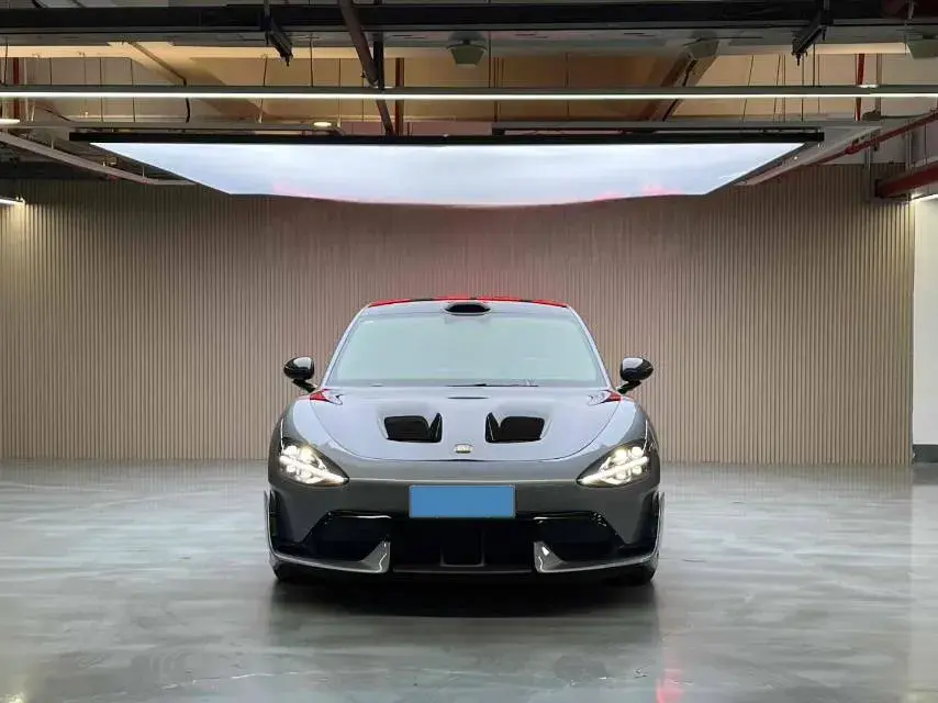 2025 MI SU7 thumbnail 2