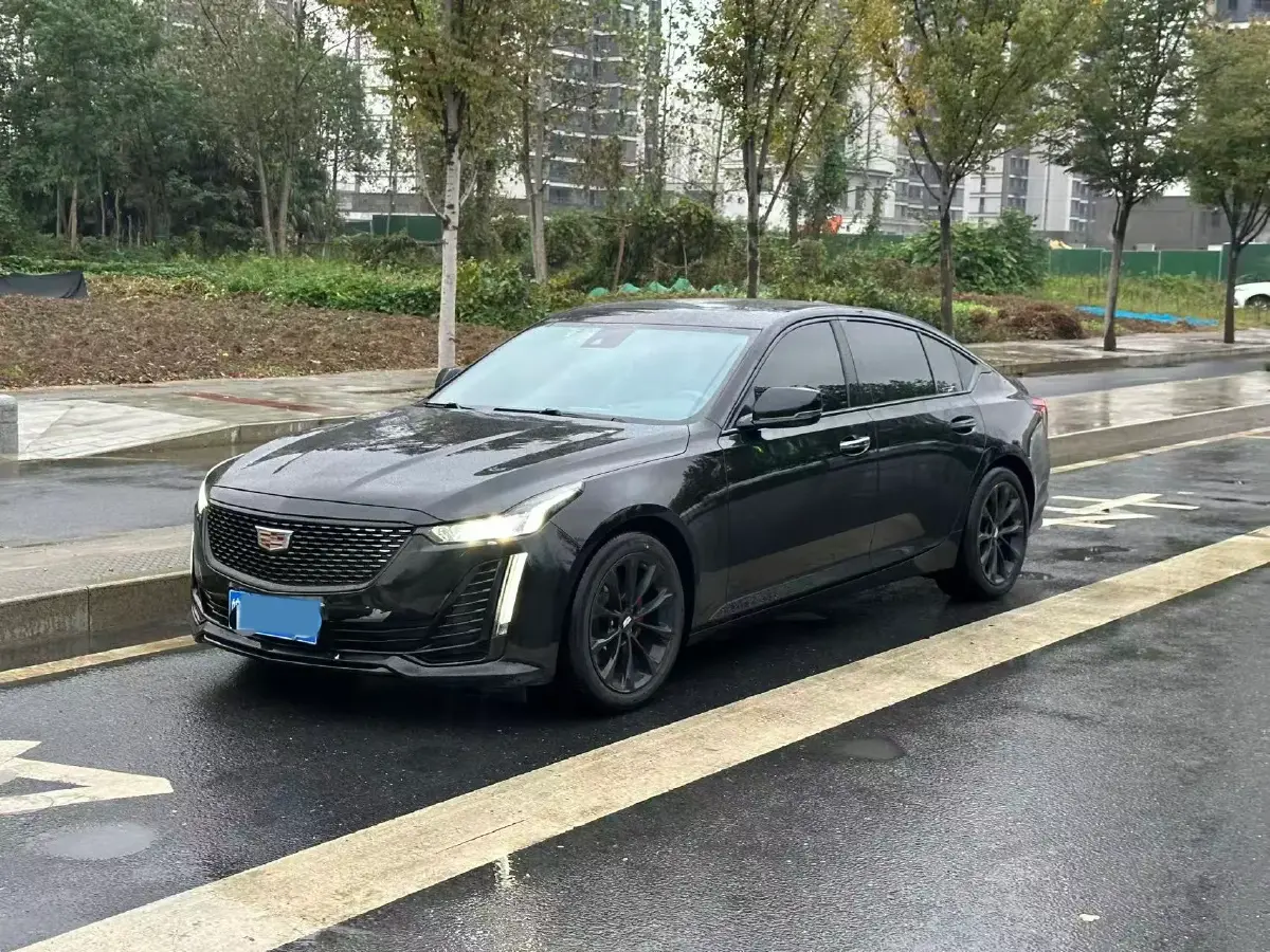 2021 Cadillac CT5 2.0T 237HP L4 10AT