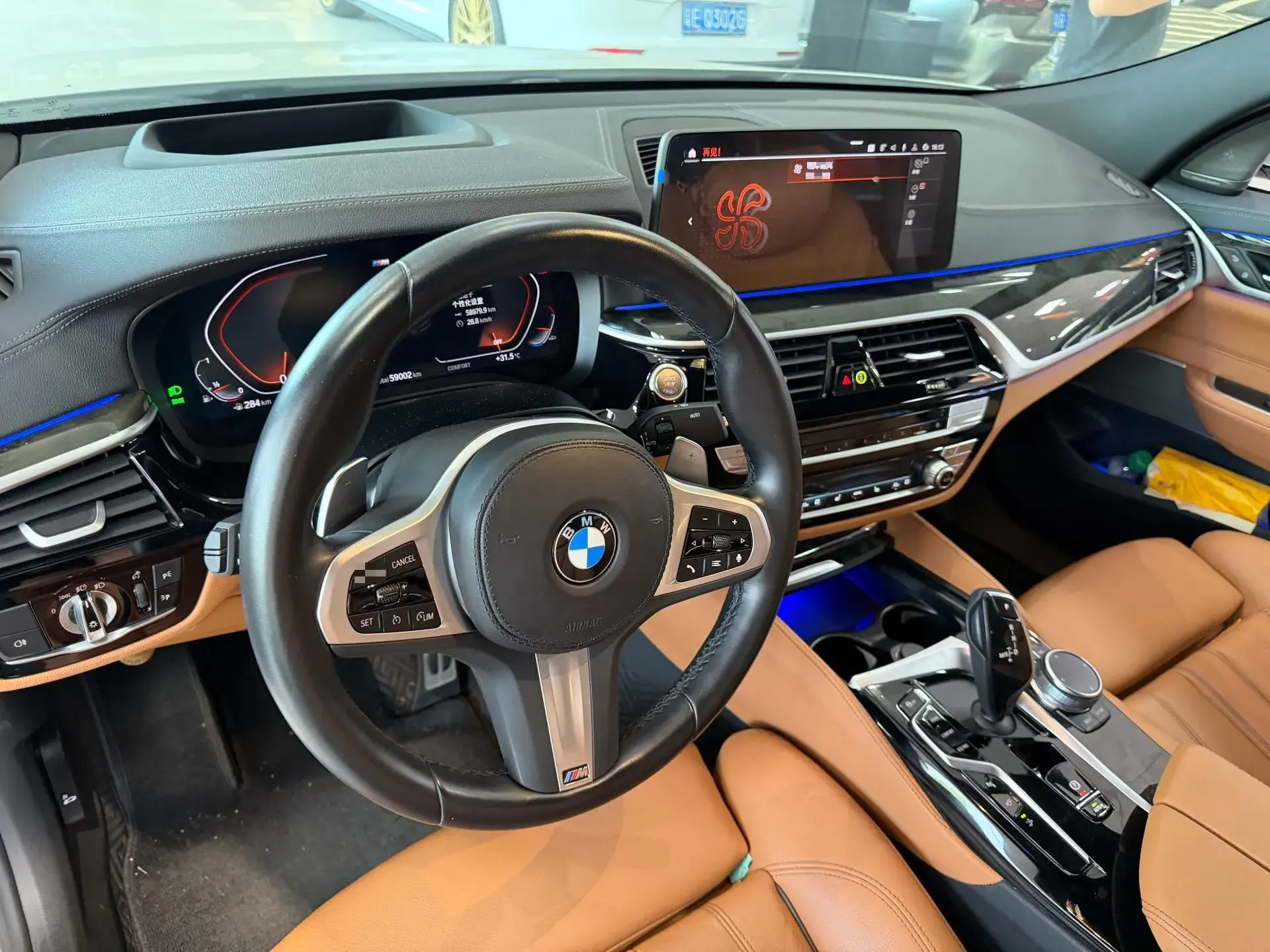 2022 BMW 6 thumbnail 3