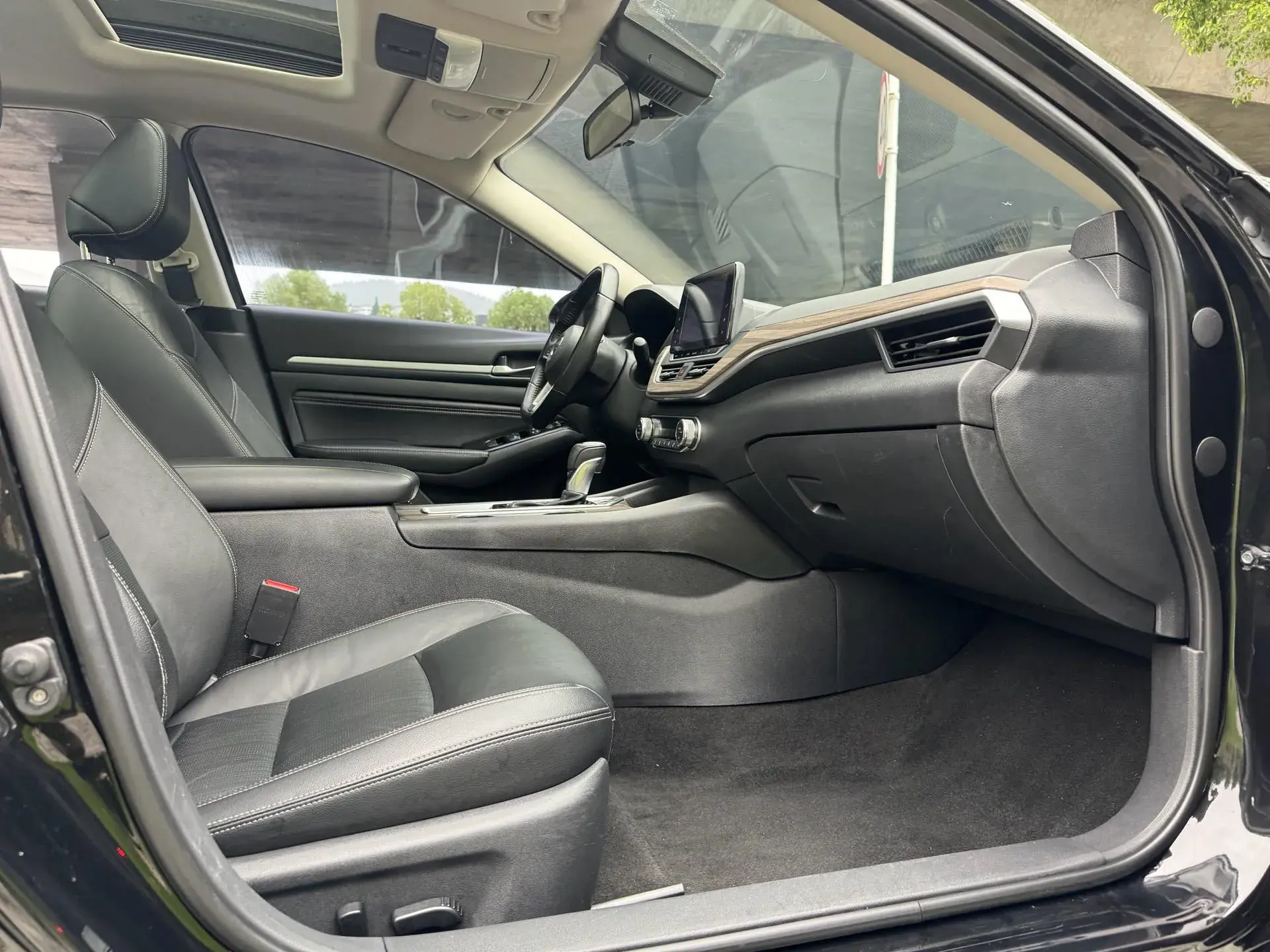 2021 NISSAN TEANA thumbnail 4