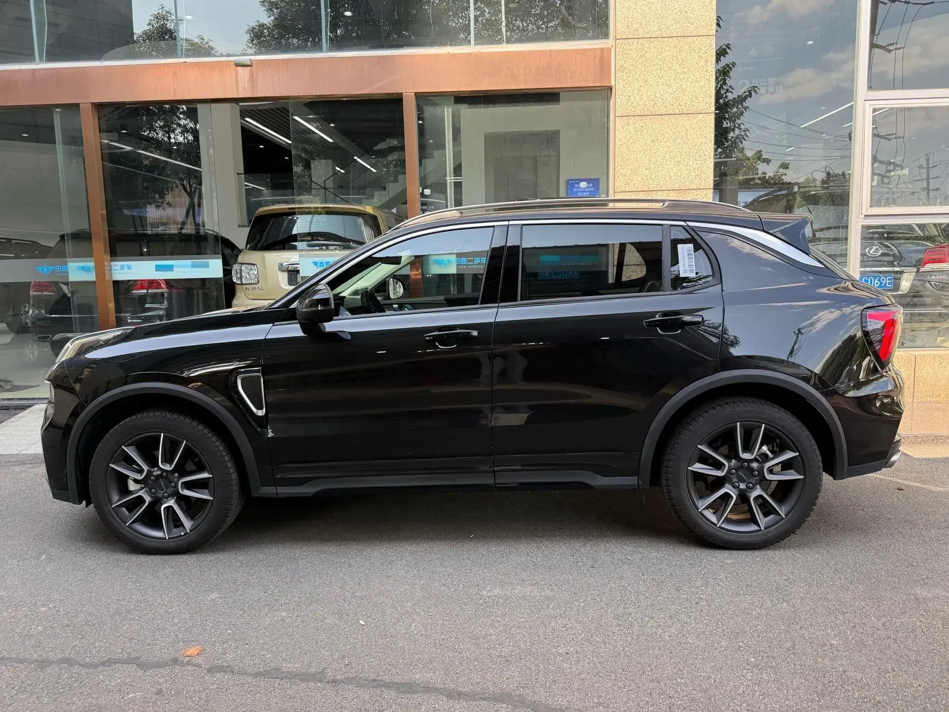 2024 LYNK&CO 01 thumbnail 2