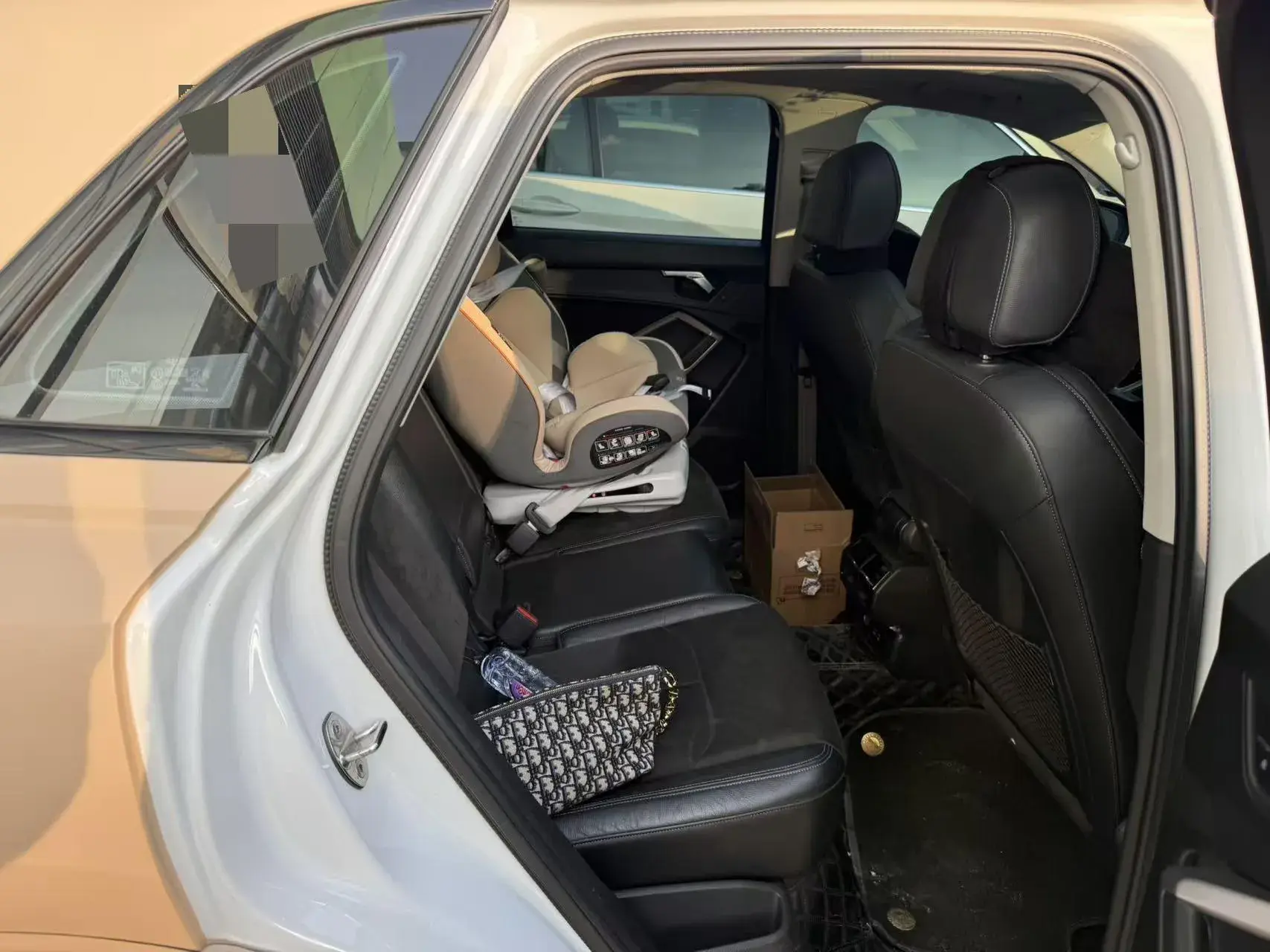 2020 AUDI Q3 thumbnail 3