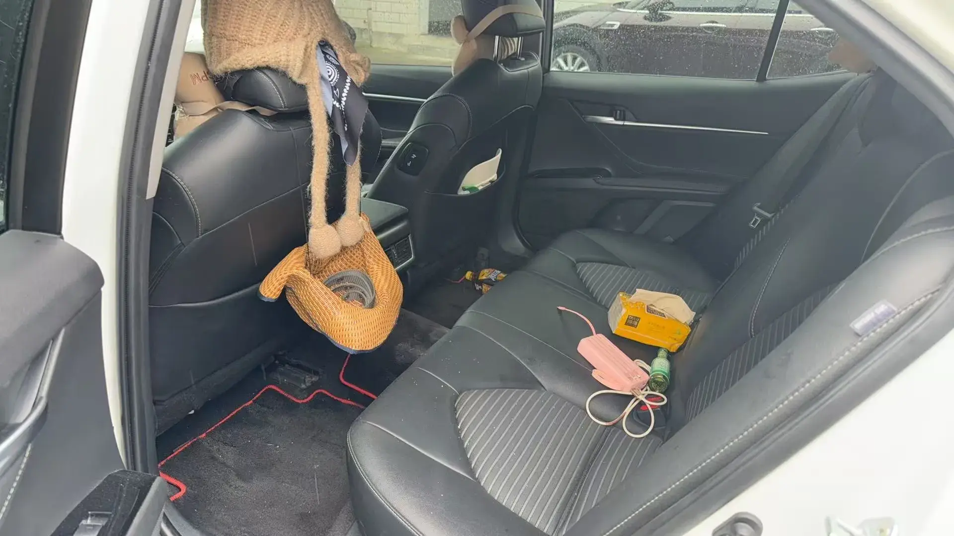 2023 TOYOTA CAMRY thumbnail 4