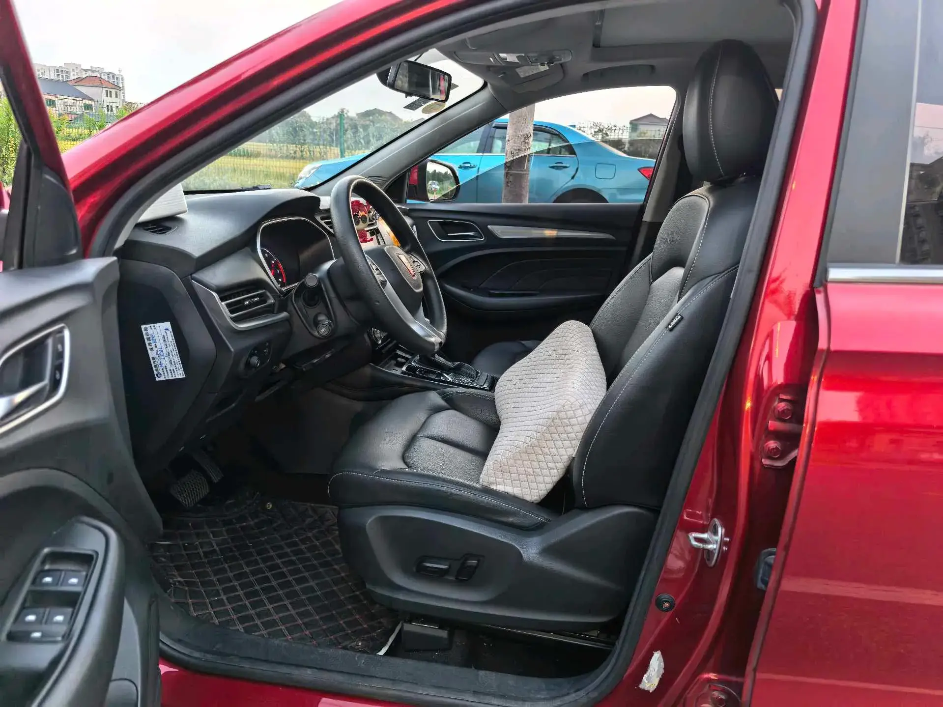 2018 ROEWE RX3 thumbnail 3