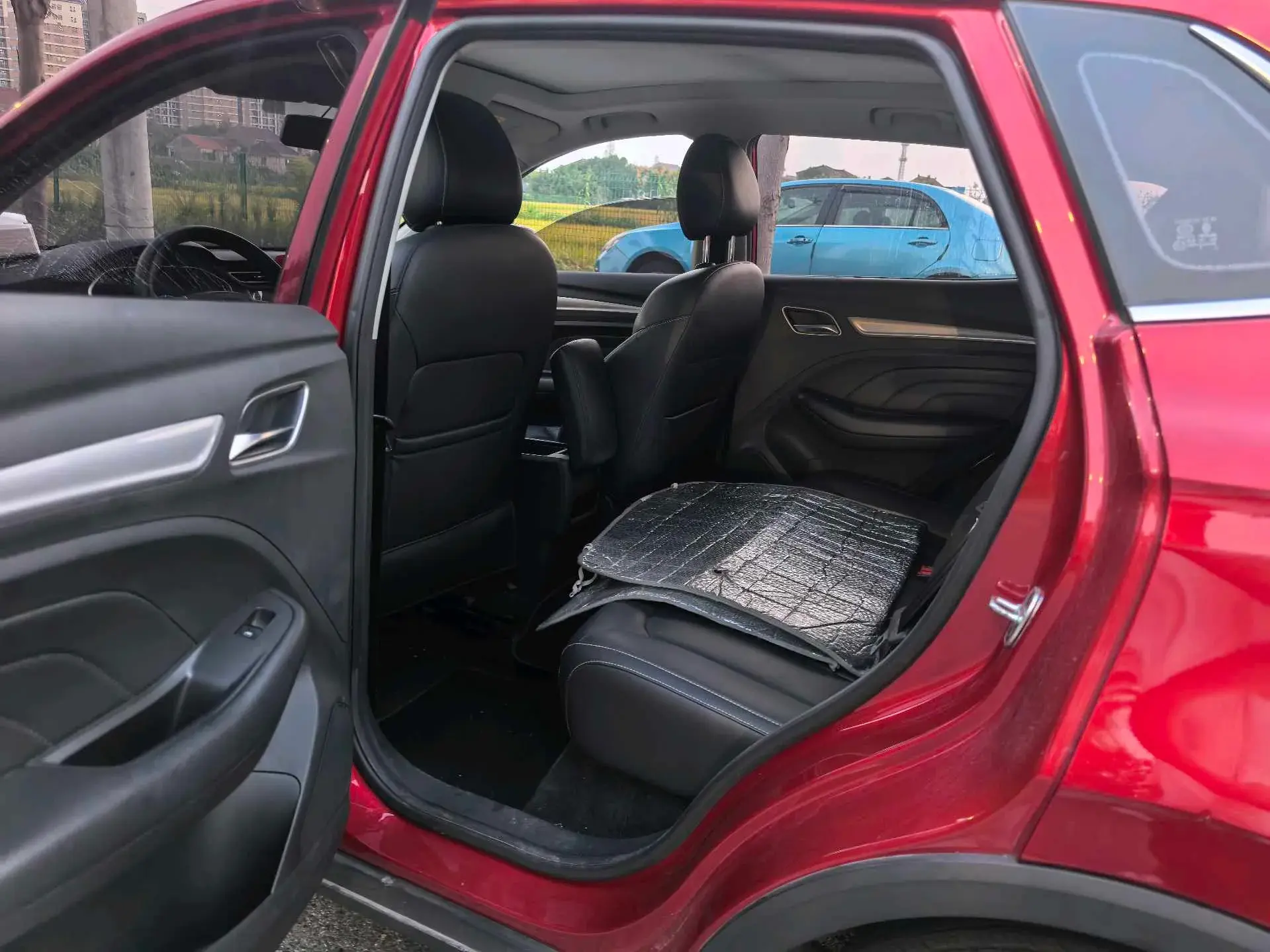 2018 ROEWE RX3 thumbnail 4