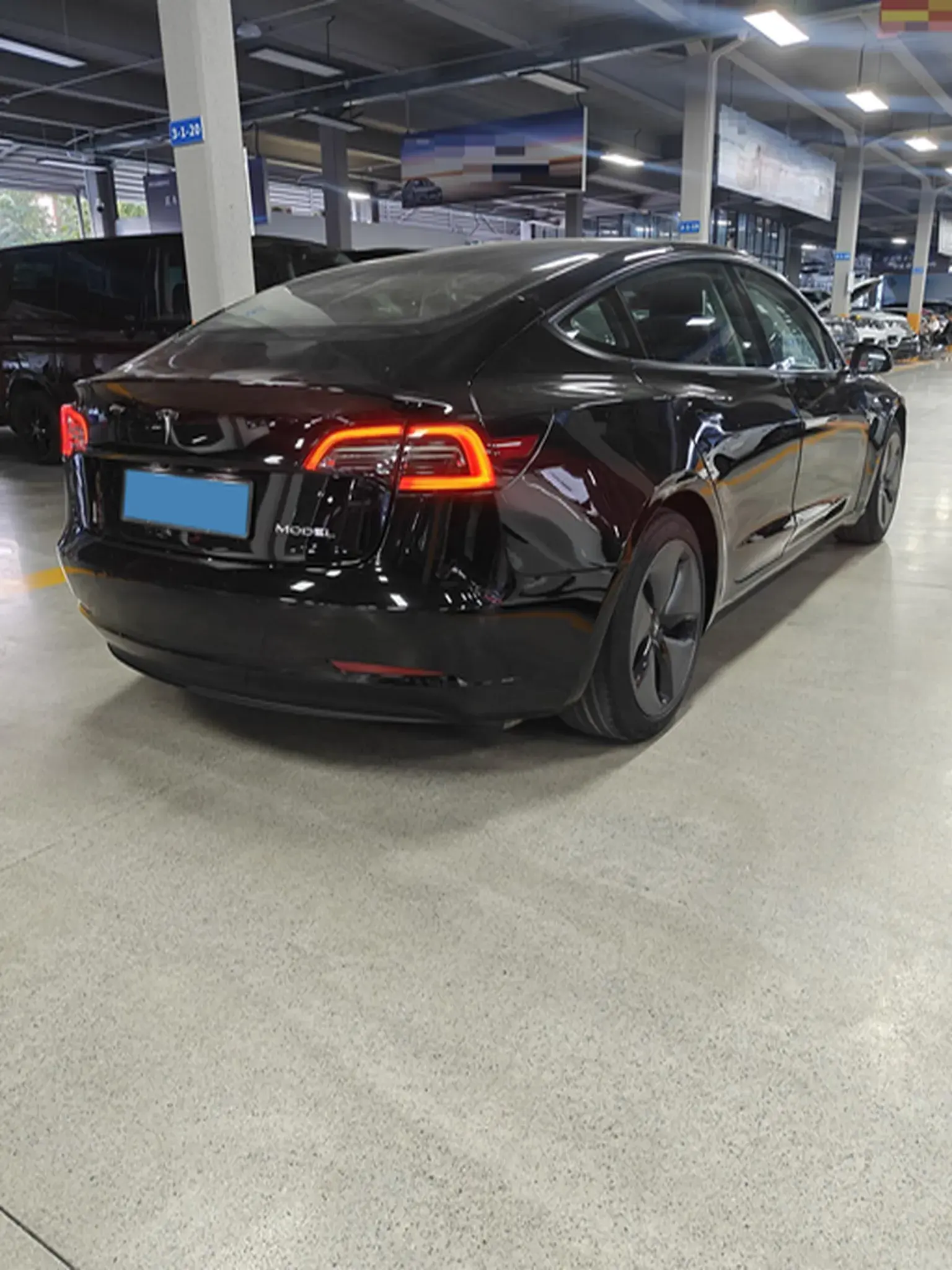 2021 TESLA MODEL thumbnail 4