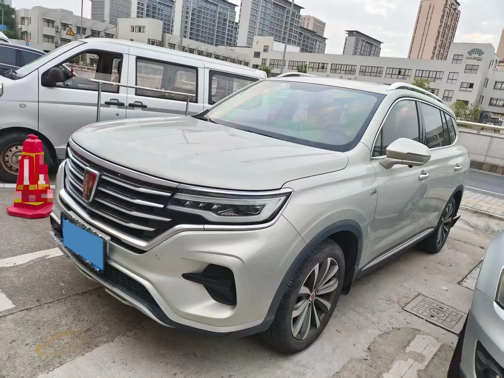 2019 ROEWE RX5 view 1