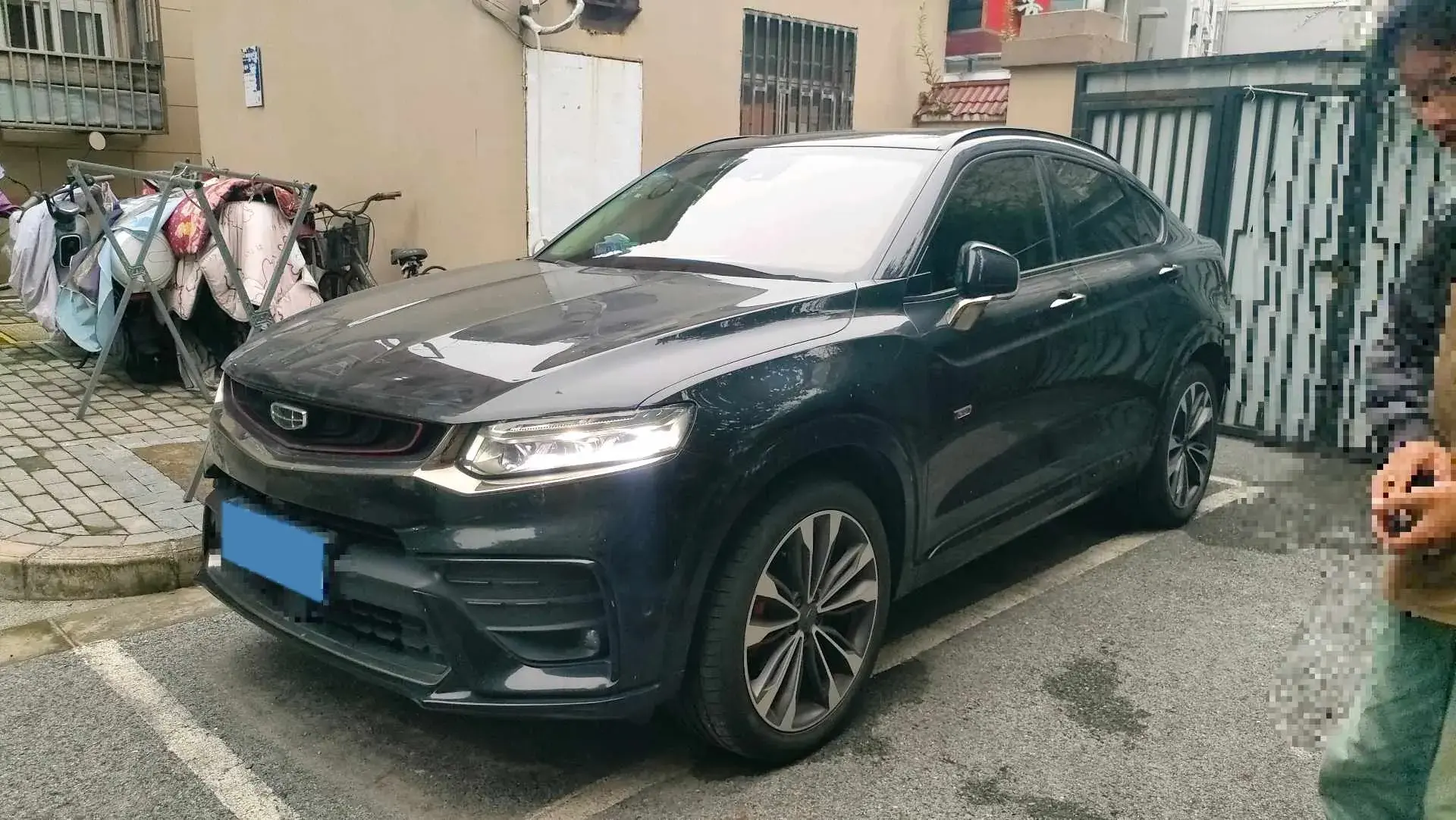2019 GEELY TUGELLA view 1