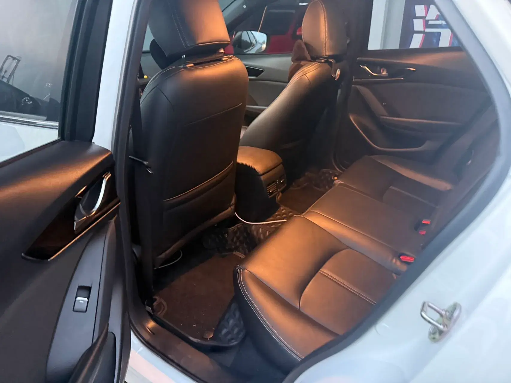 2020 MAZDA CX-4 thumbnail 4