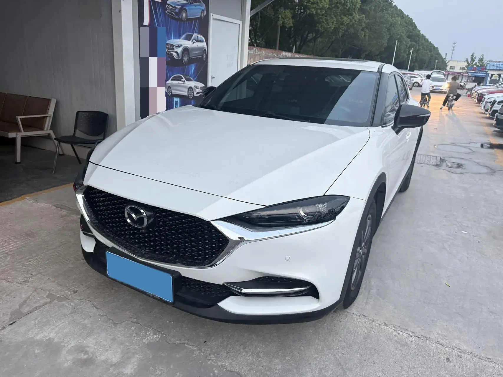 2020 MAZDA CX-4 view 1