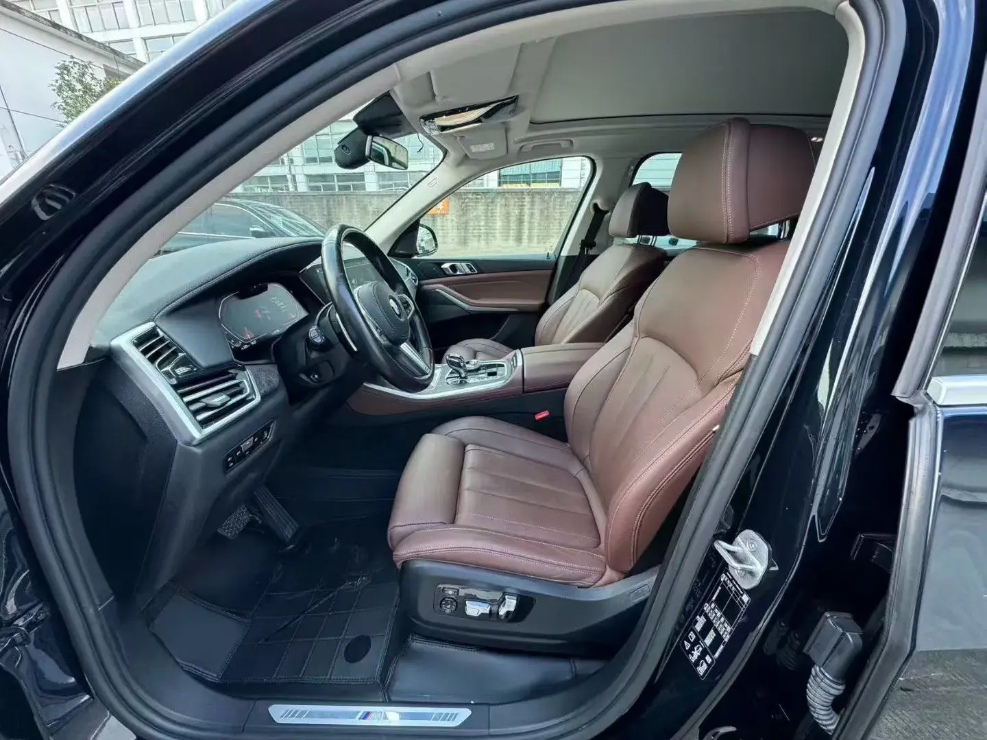 2021 BMW X5 thumbnail 2