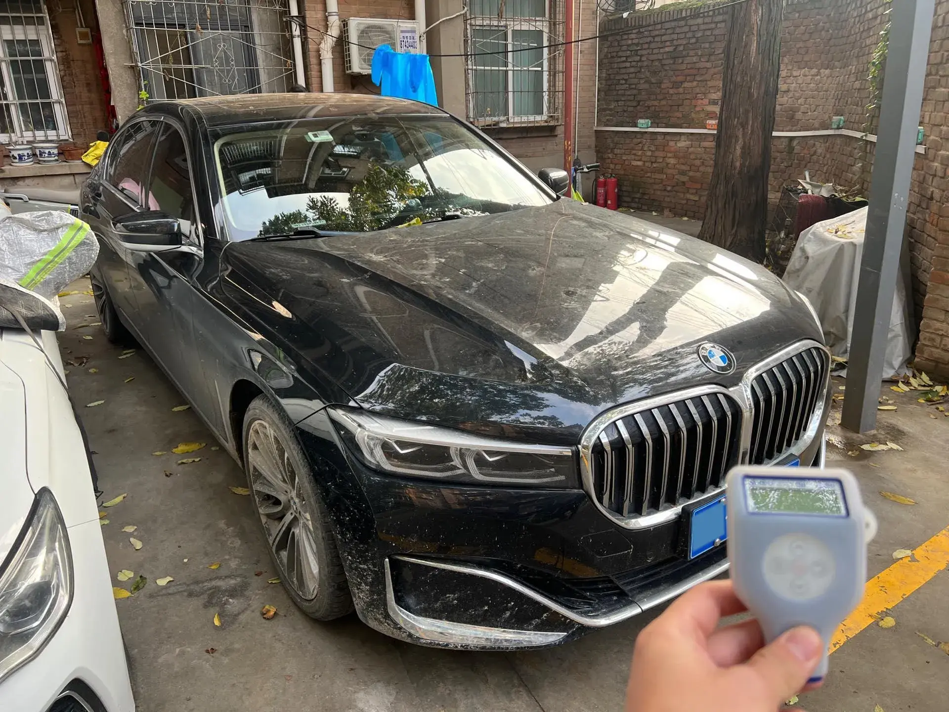 2021 BMW 7 thumbnail 2