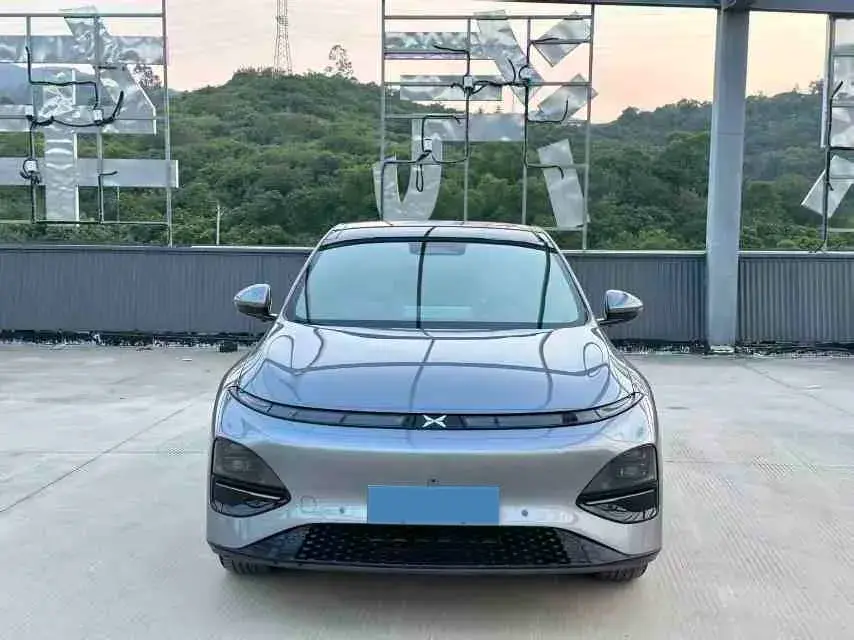 2023 XPENG G6 thumbnail 3