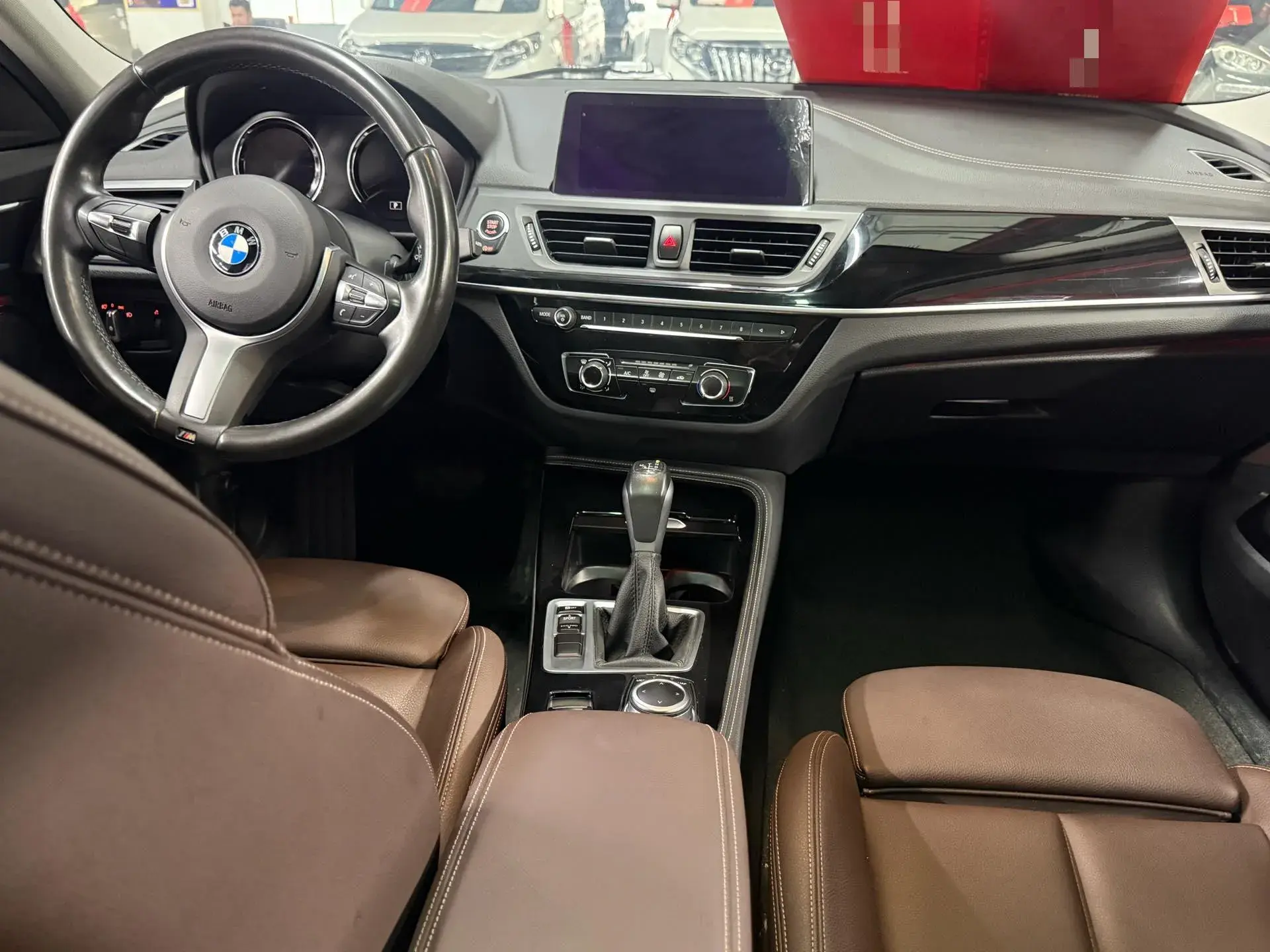 2019 BMW 1 thumbnail 4