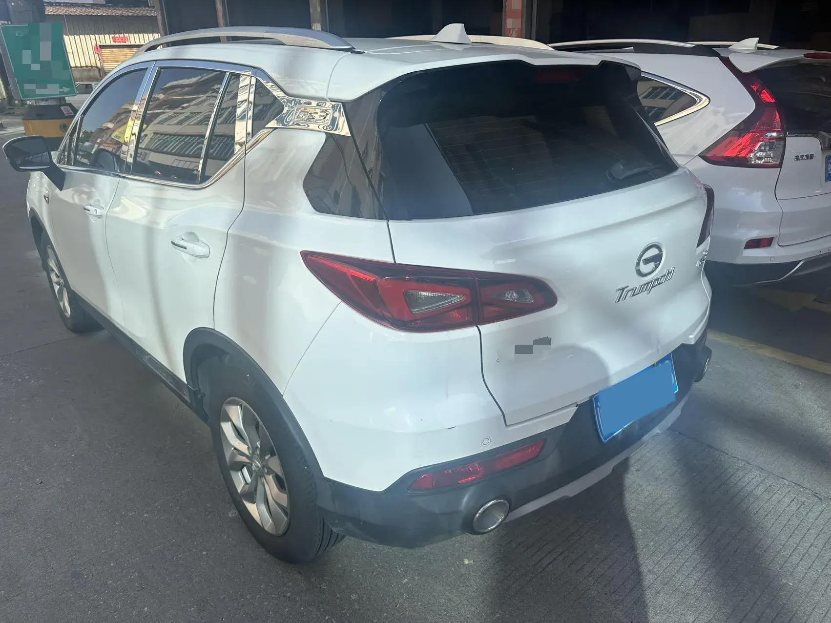 2017 GAC TRUMPCHI thumbnail 4