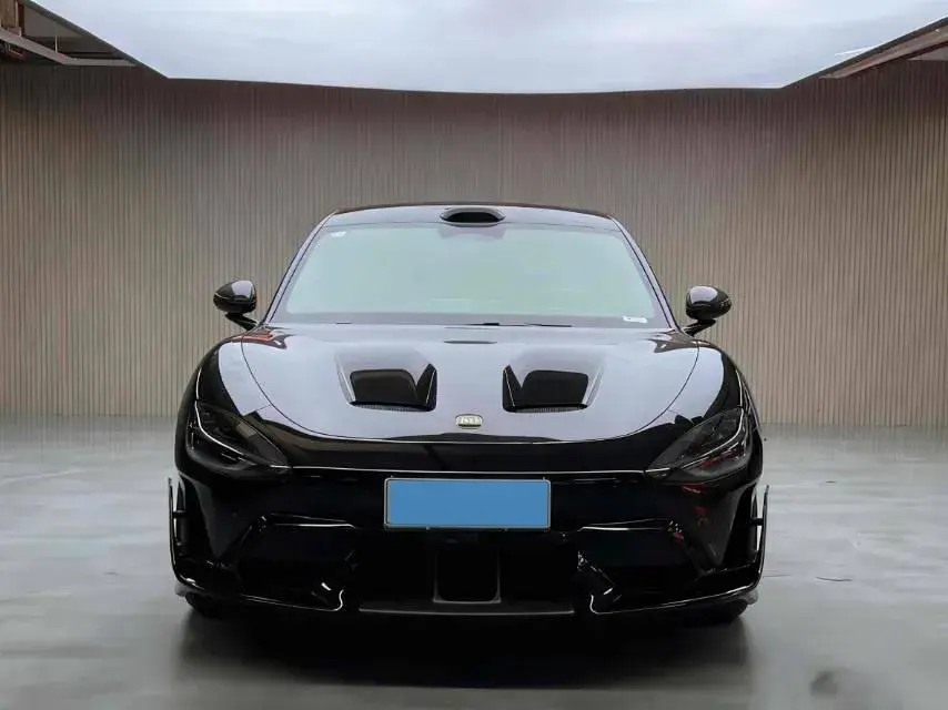 2025 MI SU7 thumbnail 3