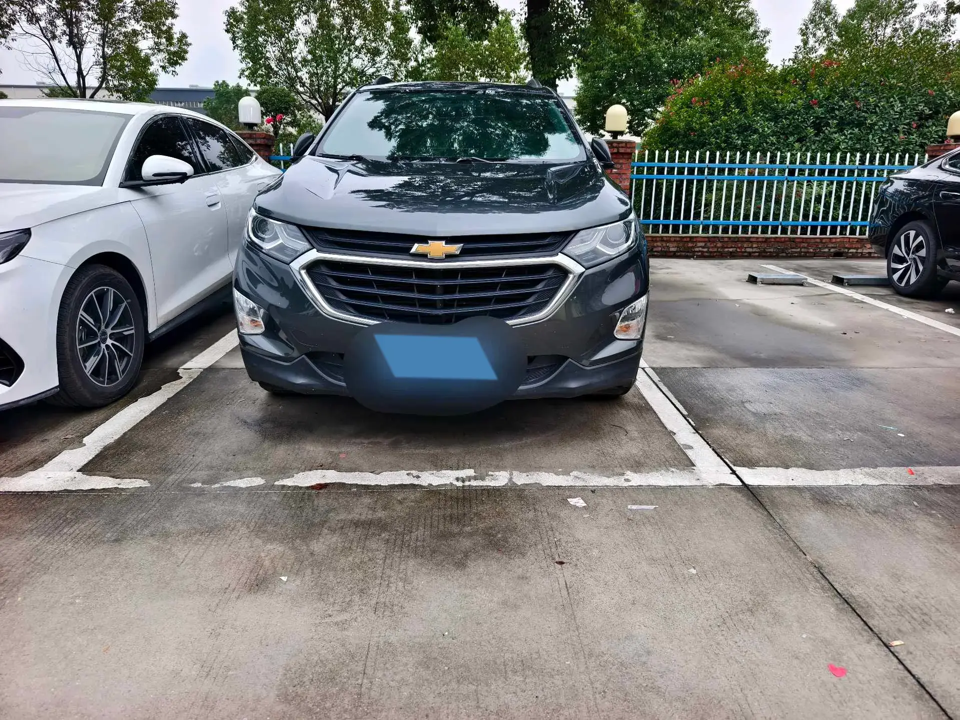 2019 CHEVROLET EQUINOX thumbnail 2
