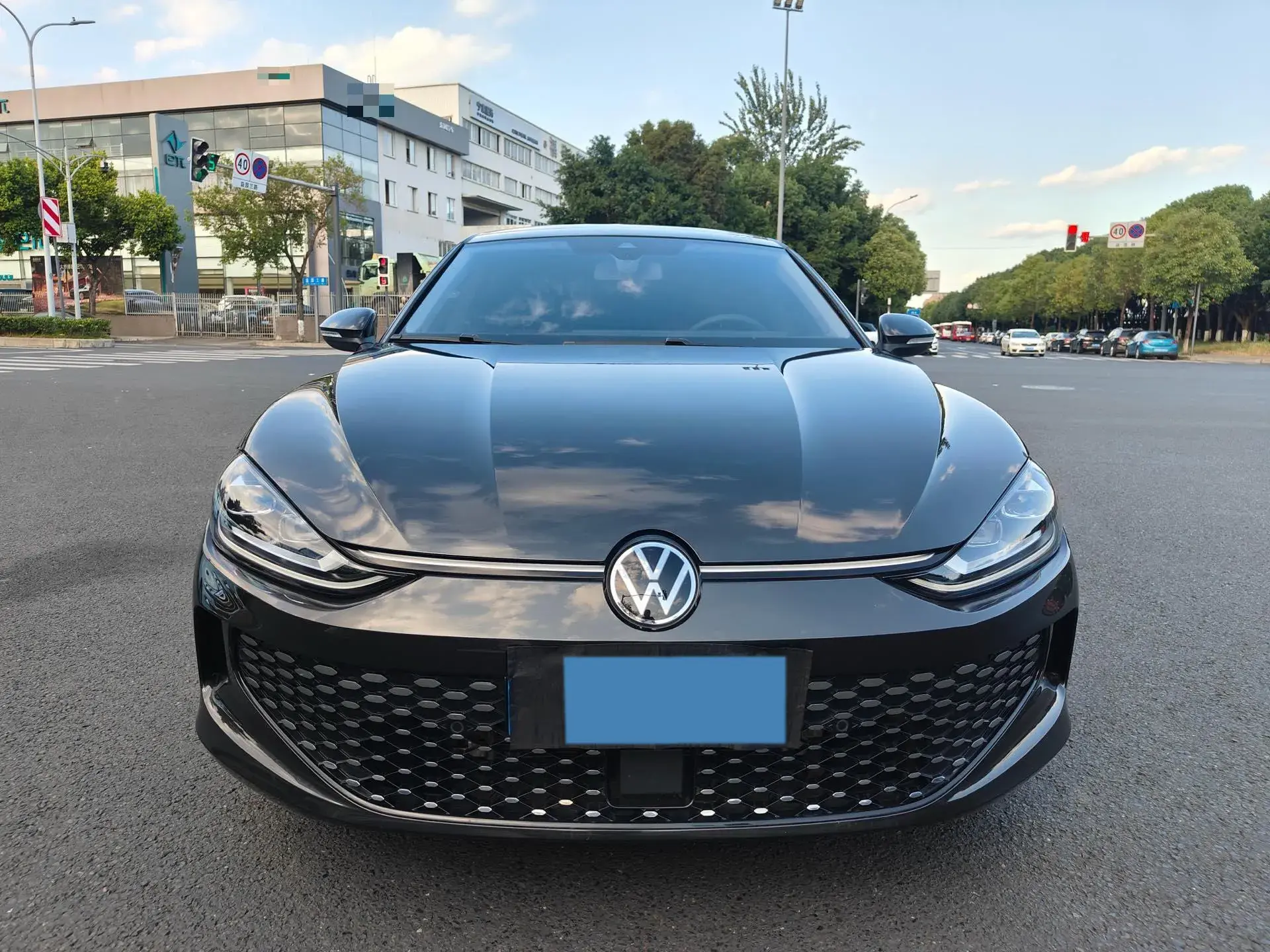 2022 VOLKSWAGEN LAMANDO thumbnail 2