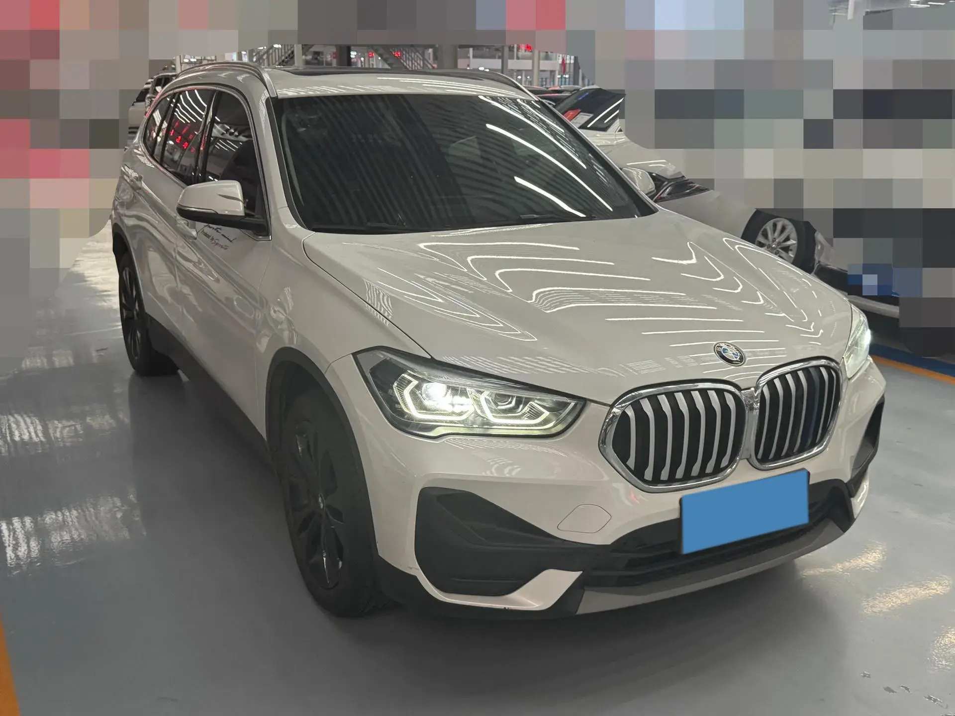 2021 BMW X1 thumbnail 3