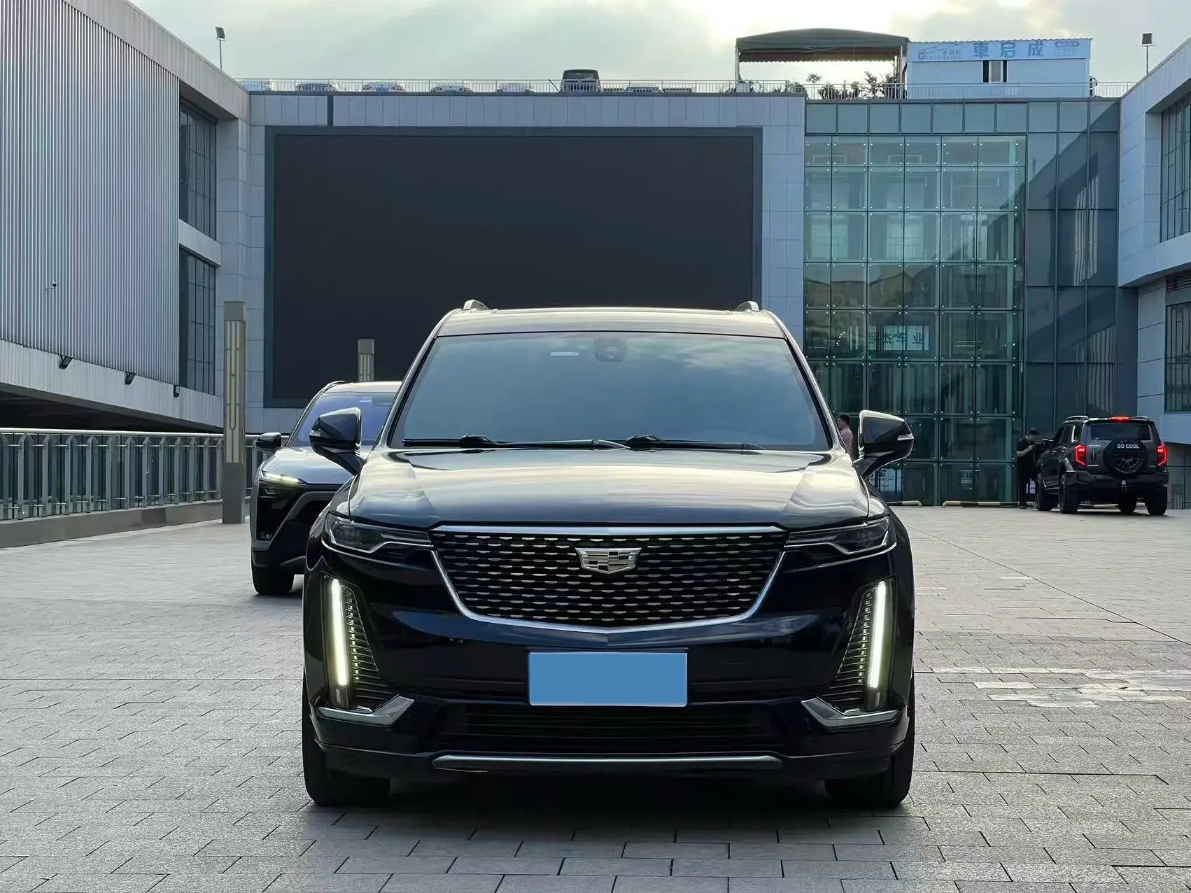 2021 CADILLAC XT6 thumbnail 2