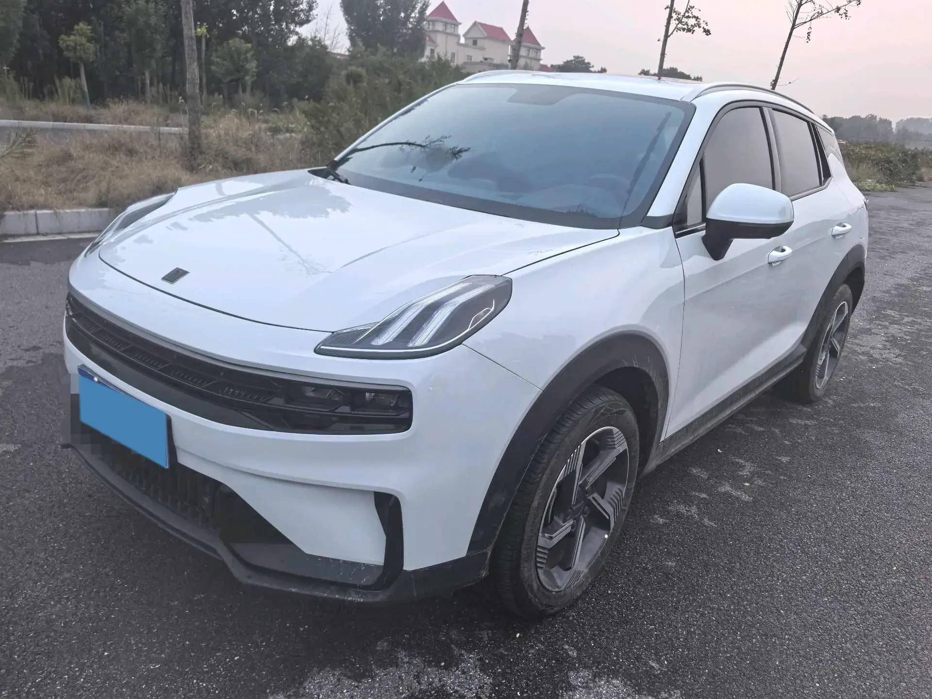 2023 LYNK&CO 06 view 1