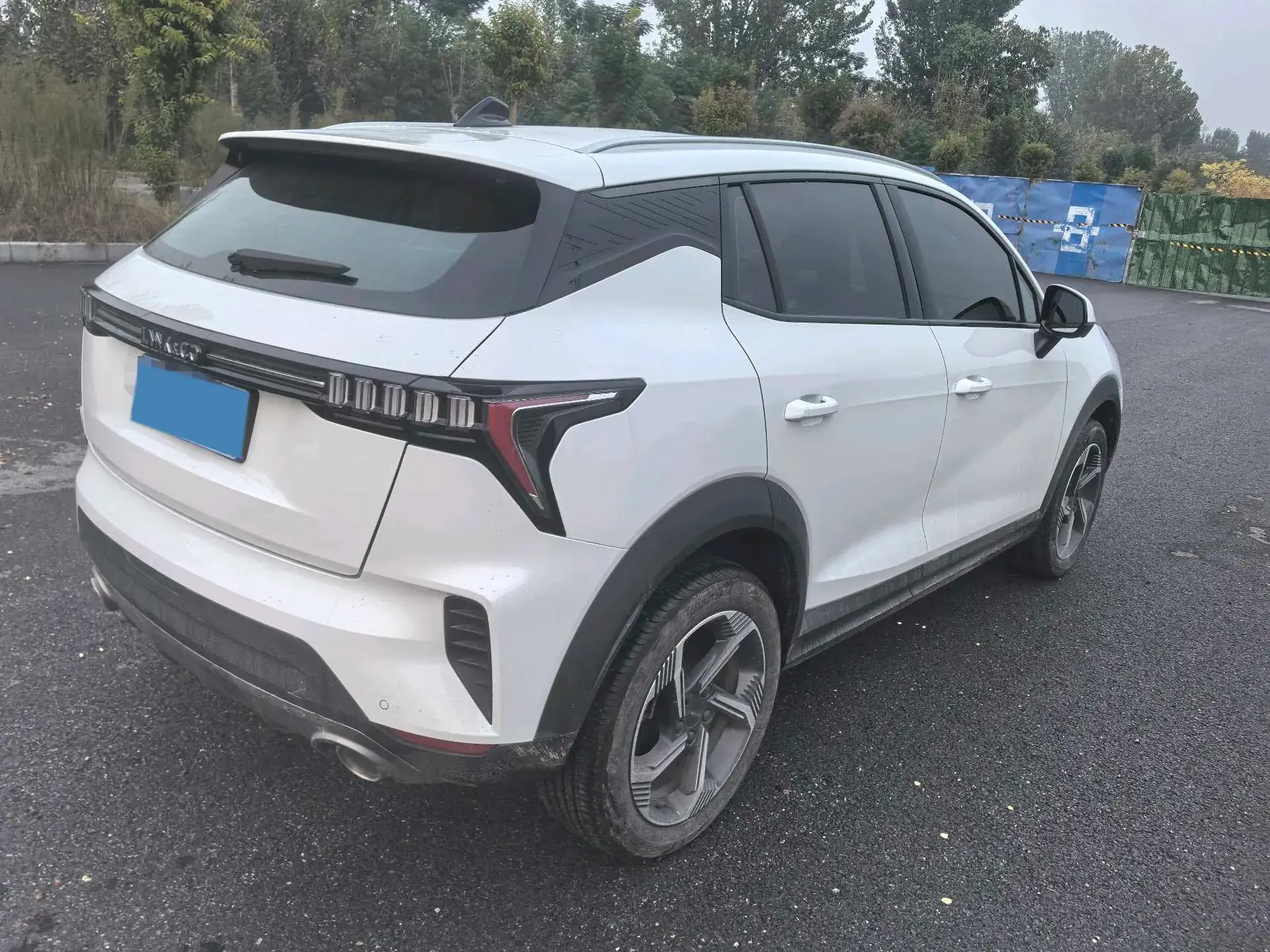 2023 LYNK&CO 06 thumbnail 4