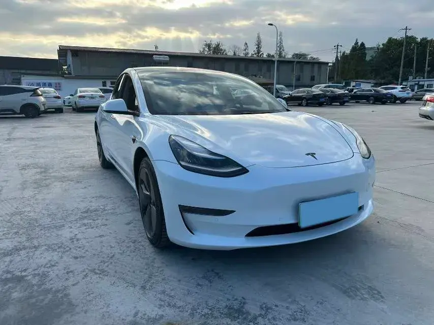 2020 TESLA MODEL thumbnail 3