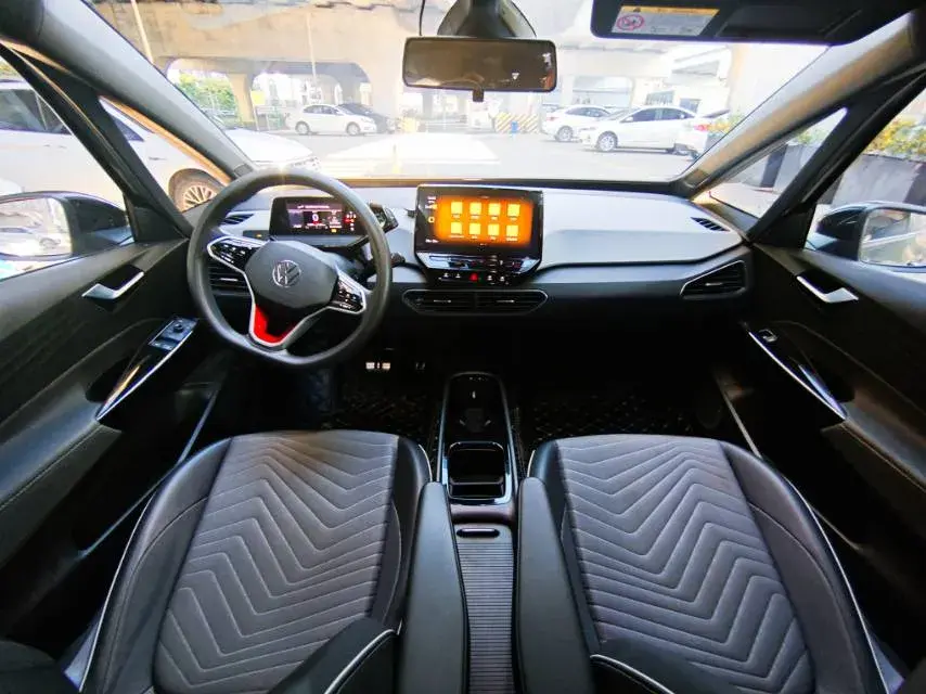 2023 VOLKSWAGEN ID.3 thumbnail 4