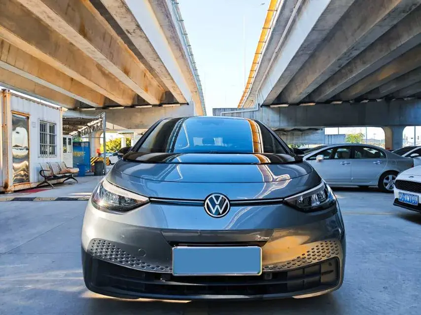 2023 VOLKSWAGEN ID.3 thumbnail 2