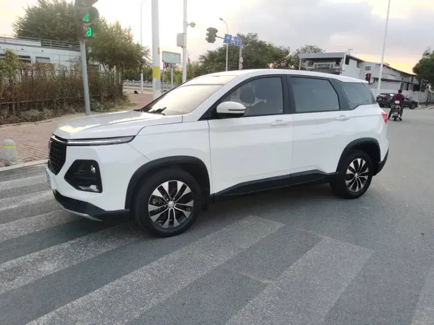 2020 BAOJUN 530 view 1