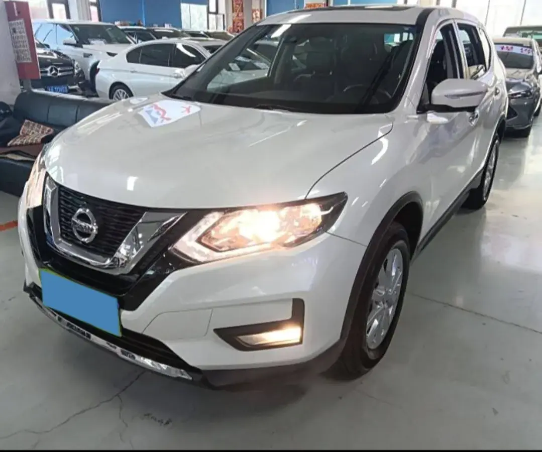 2022 Nissan X-Trail 2.0L 151HP L4 CVT
