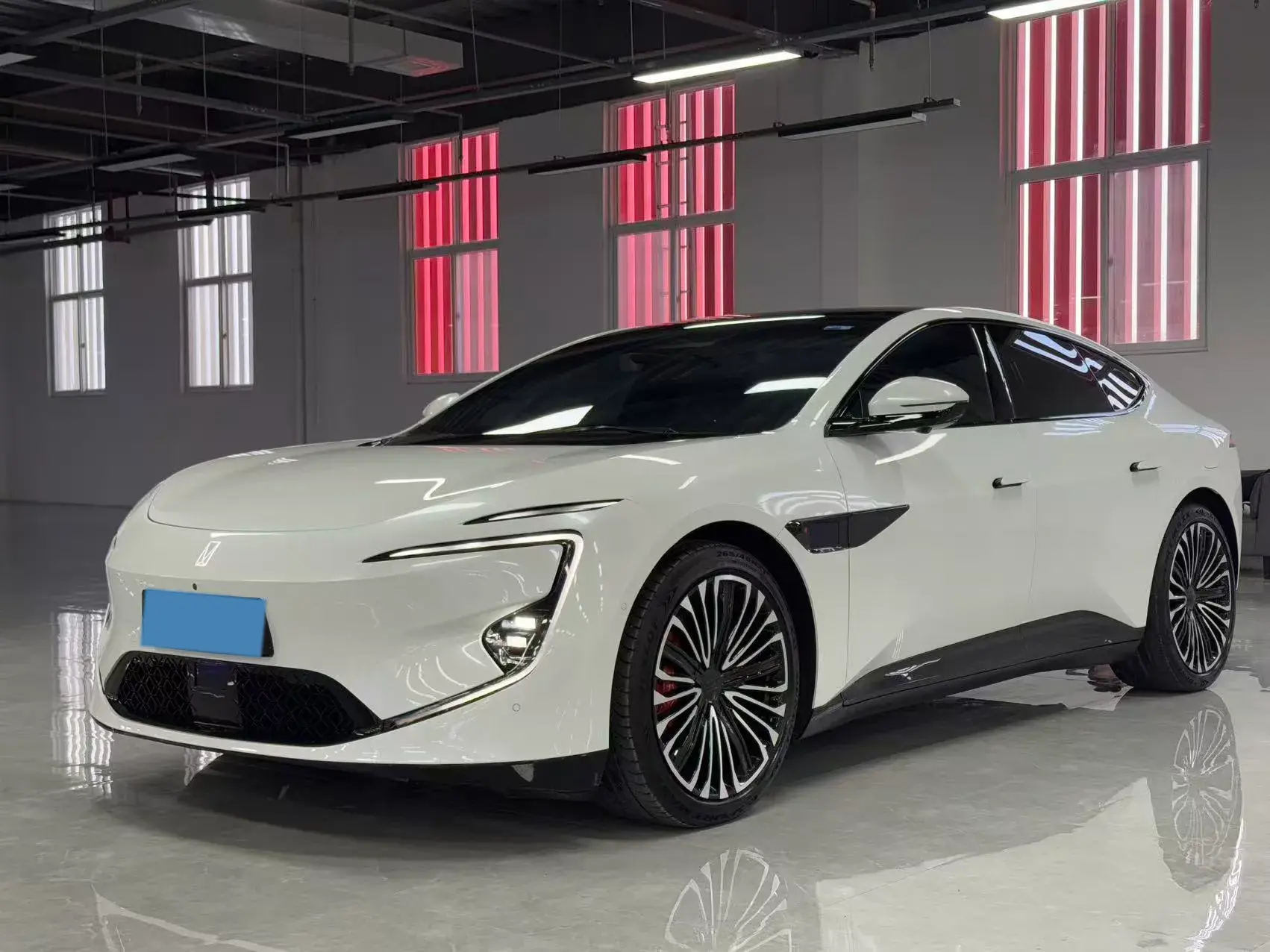 2025 AVATR 12 view 1