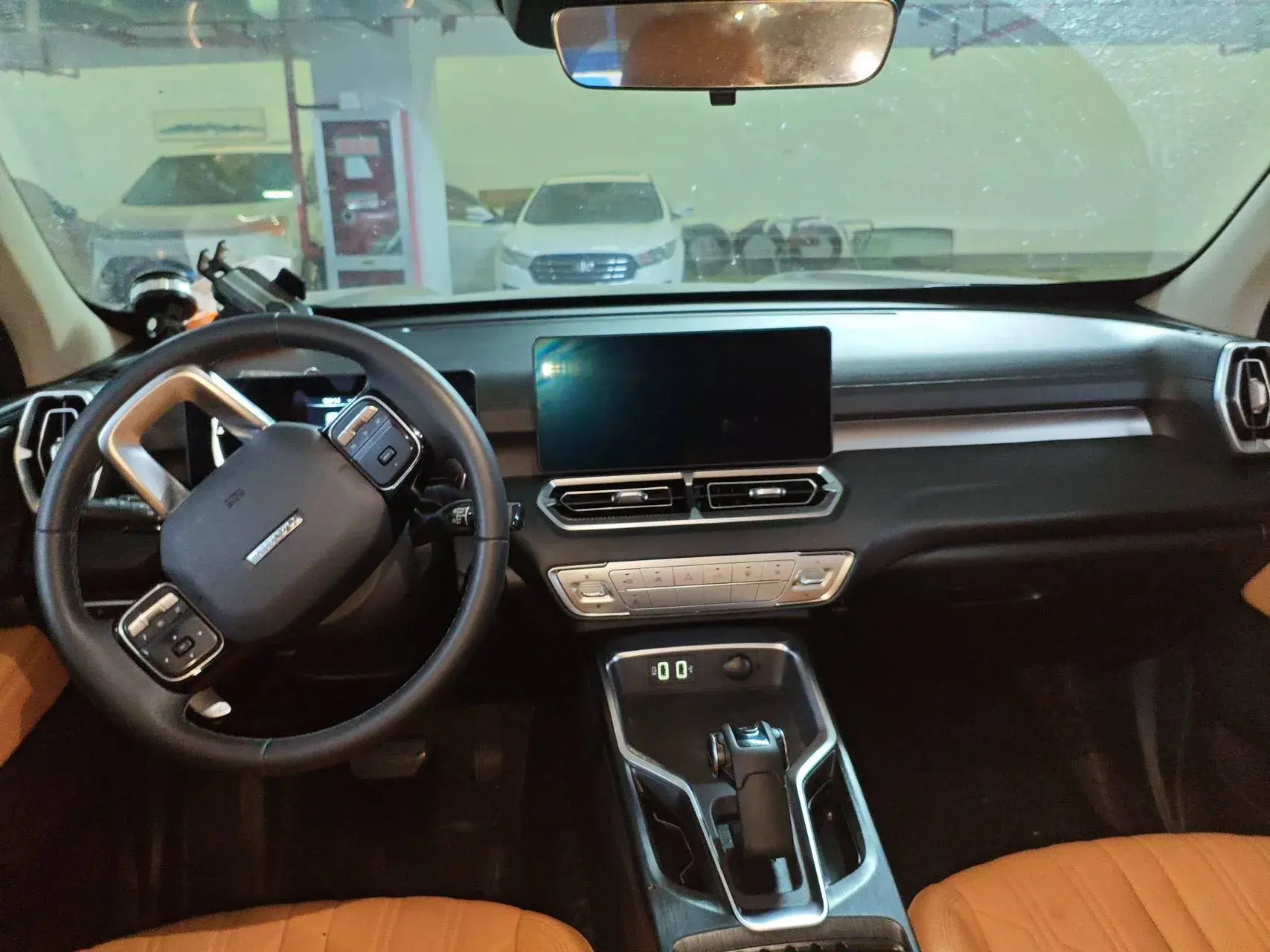 2023 HAVAL H5 thumbnail 3