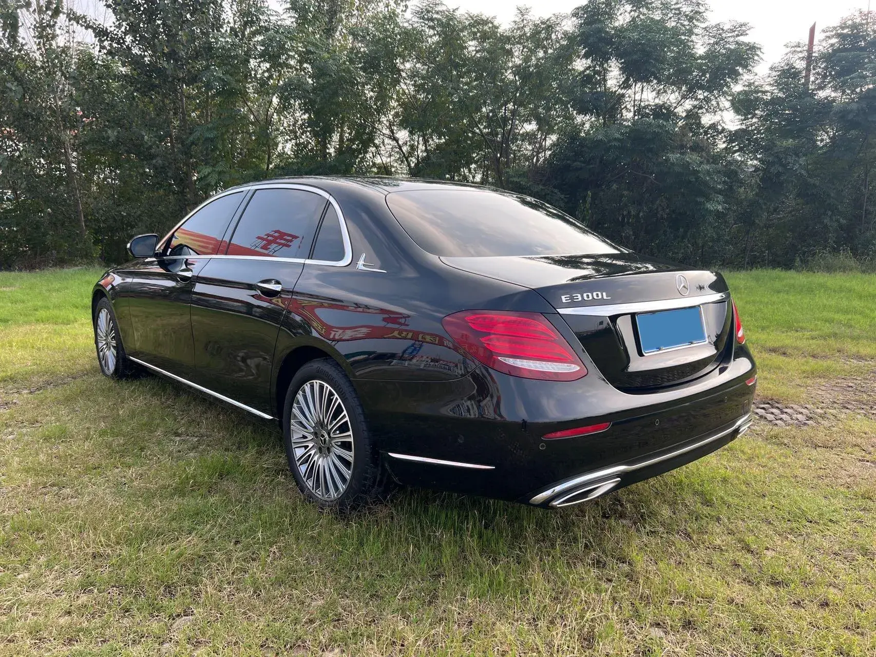 2020 MERCEDES-BENZ E thumbnail 3