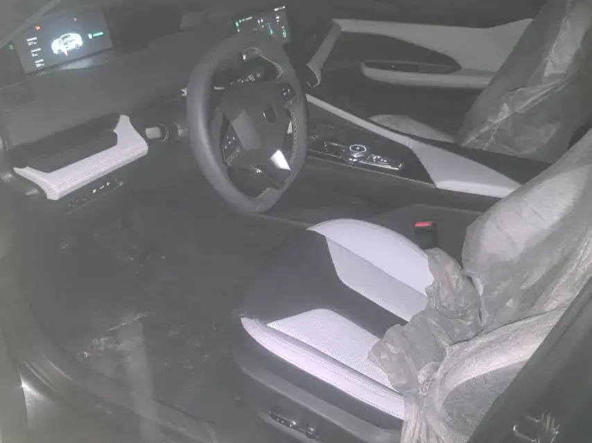 2024 CHANGAN UNI-V thumbnail 4