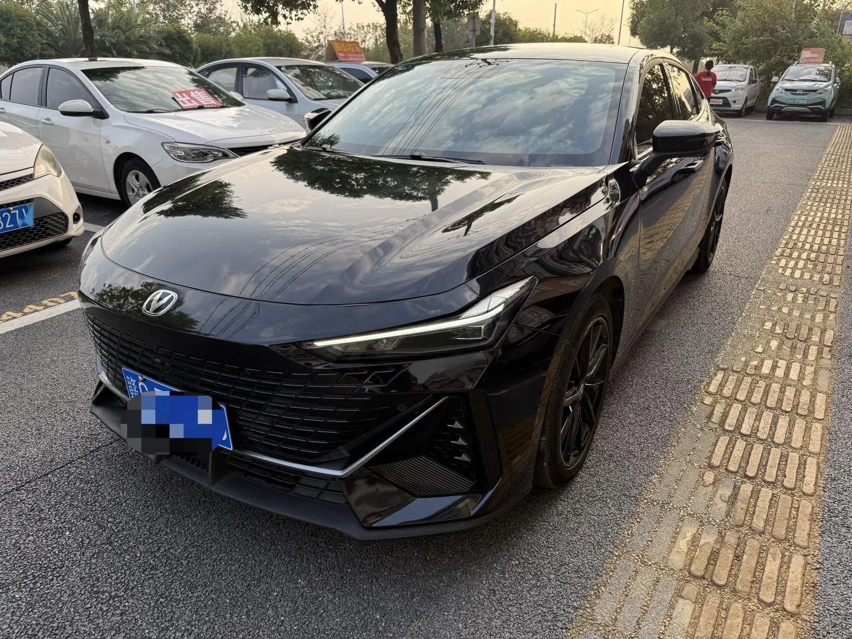 2022 CHANGAN UNI-V view 1