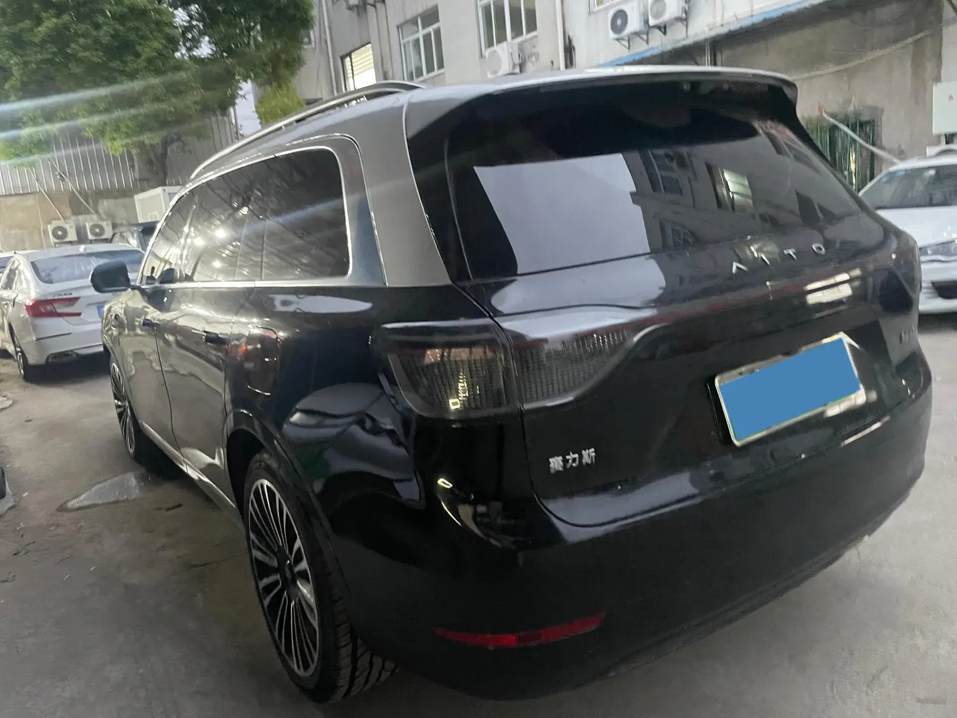 2024 AITO AITO thumbnail 4