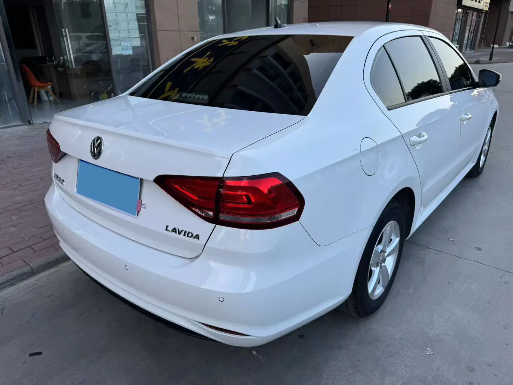 2019 VOLKSWAGEN LAVIDA thumbnail 4