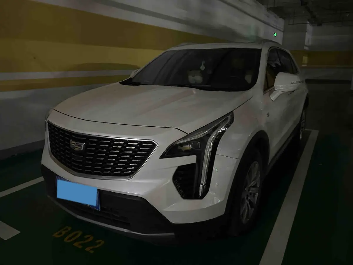 2021 Cadillac XT4 2.0T 237HP L4 9AT