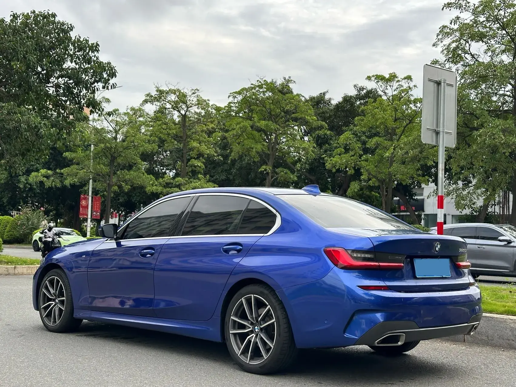 2020 BMW 3 thumbnail 4