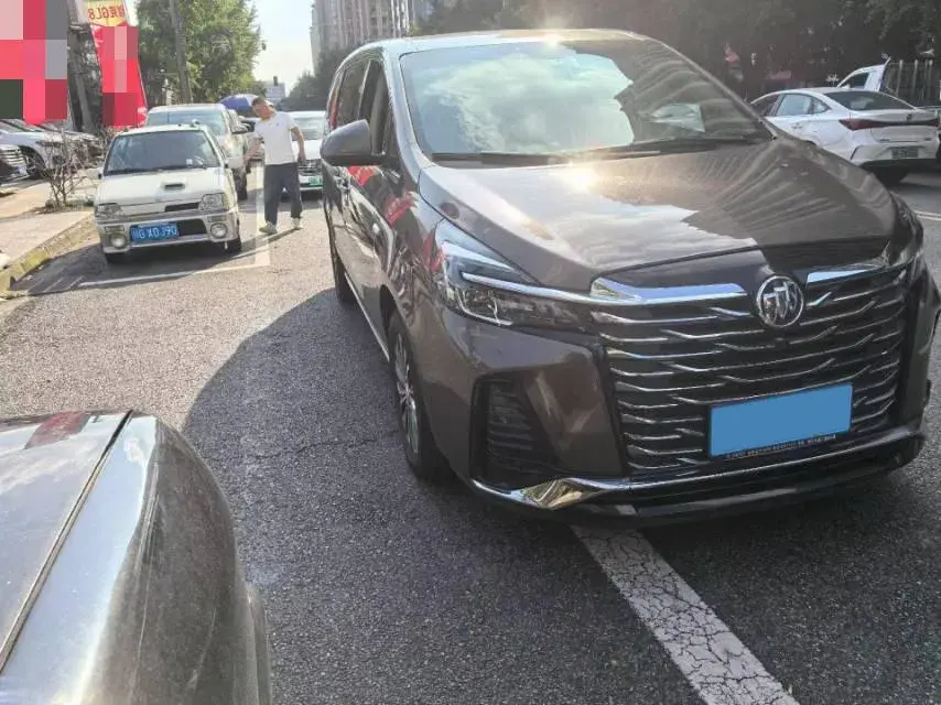 2023 BUICK GL8 thumbnail 3