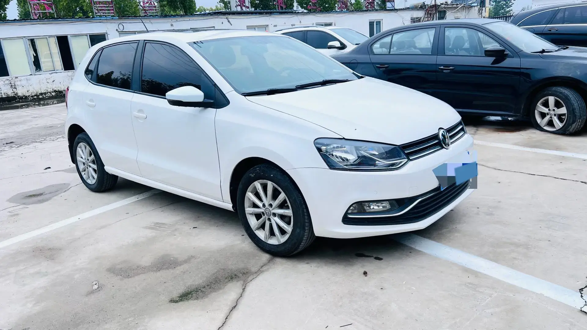 2018 VOLKSWAGEN POLO thumbnail 2